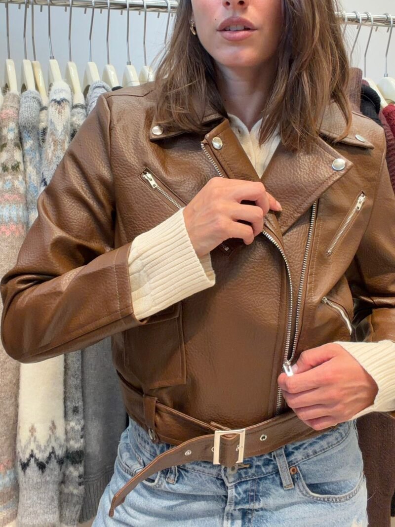 I081 - CAMP ECOCUERO