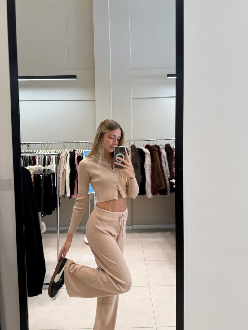 i002 - CONJUNTO CROP