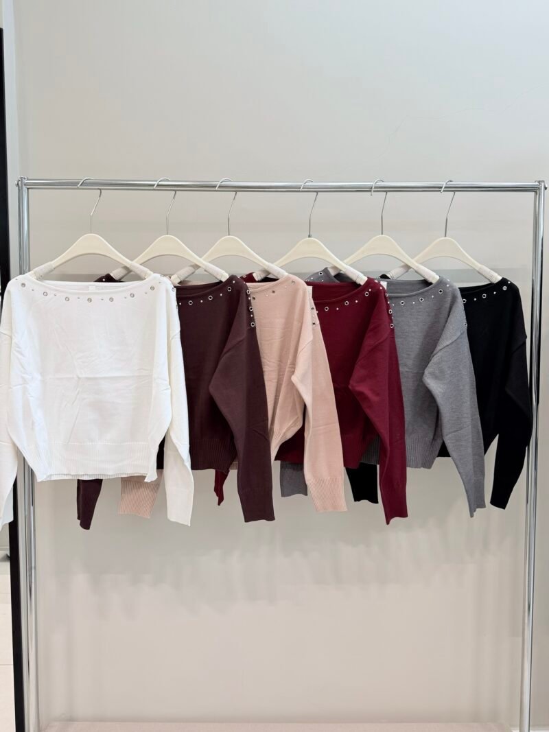 I101 - OFF SHOULDER TACHAS