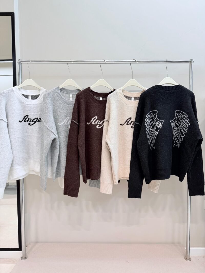 I106 - SWEATER