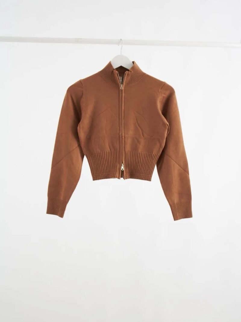 I003 - Sweater
