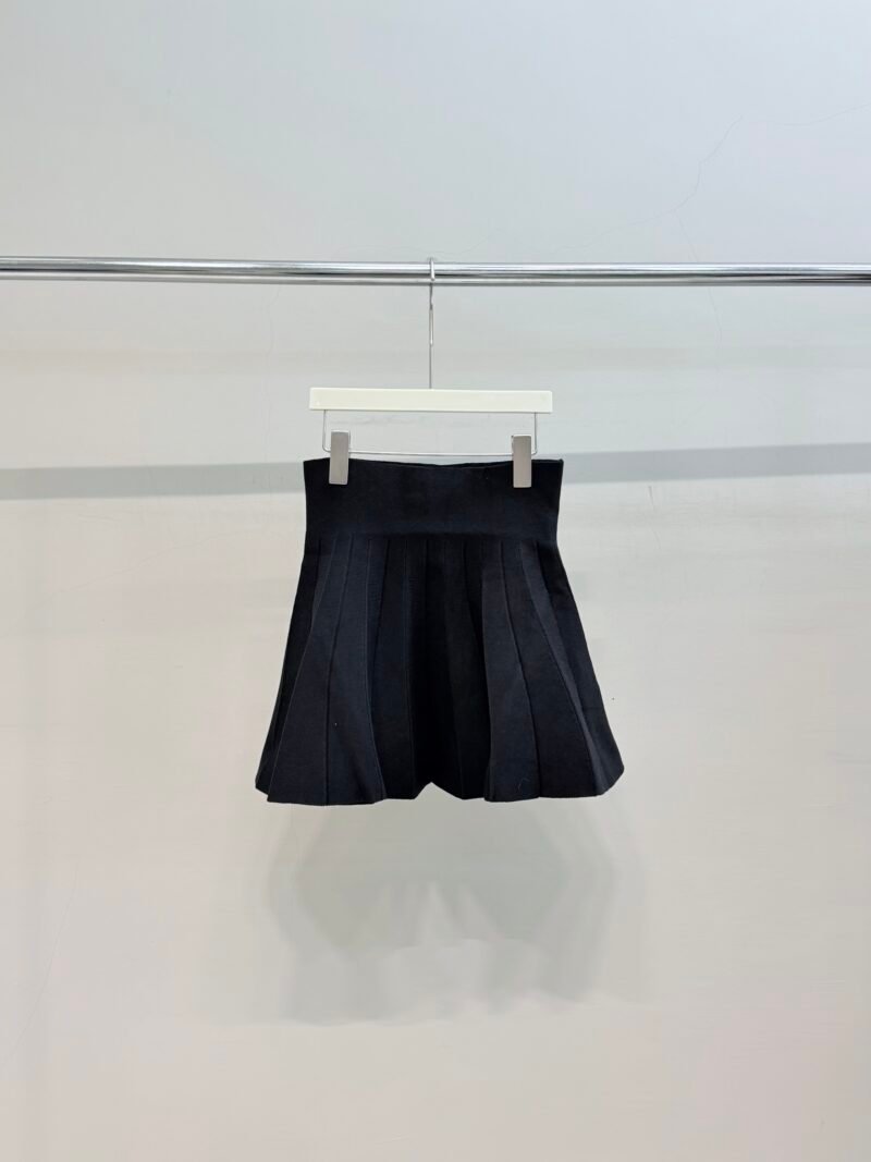 I104 - Pollera
