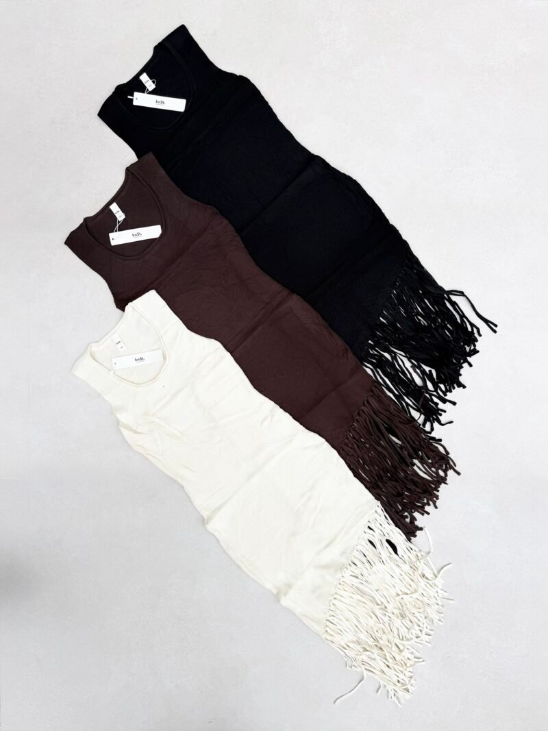 V110 - Vestido rib fleco