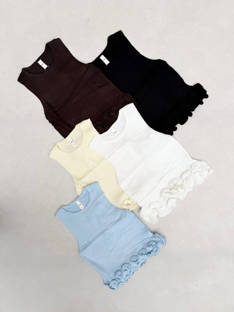 V114 - Musculosa volado