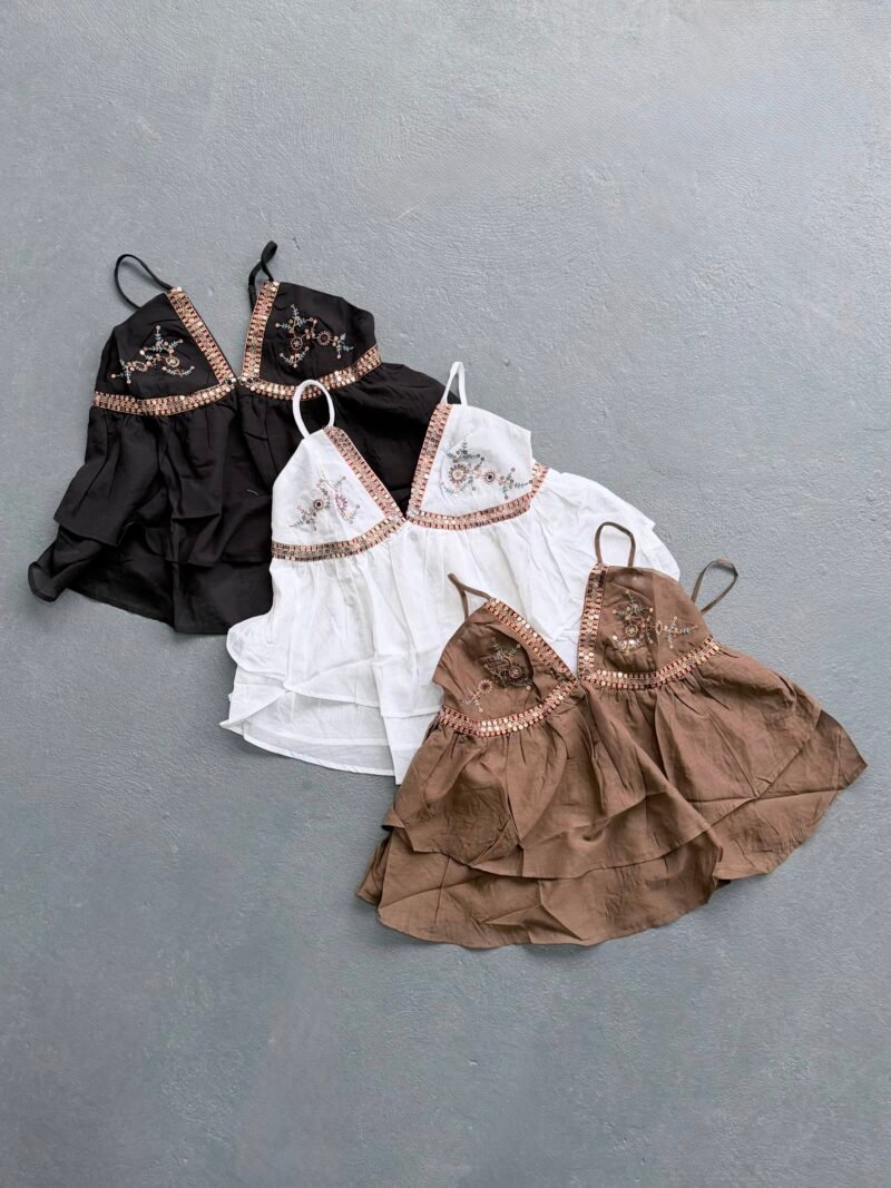 V168 - Musculosa bordada c/lentejuelas