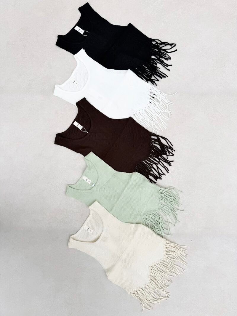 V109 - Musculosa c/fleco