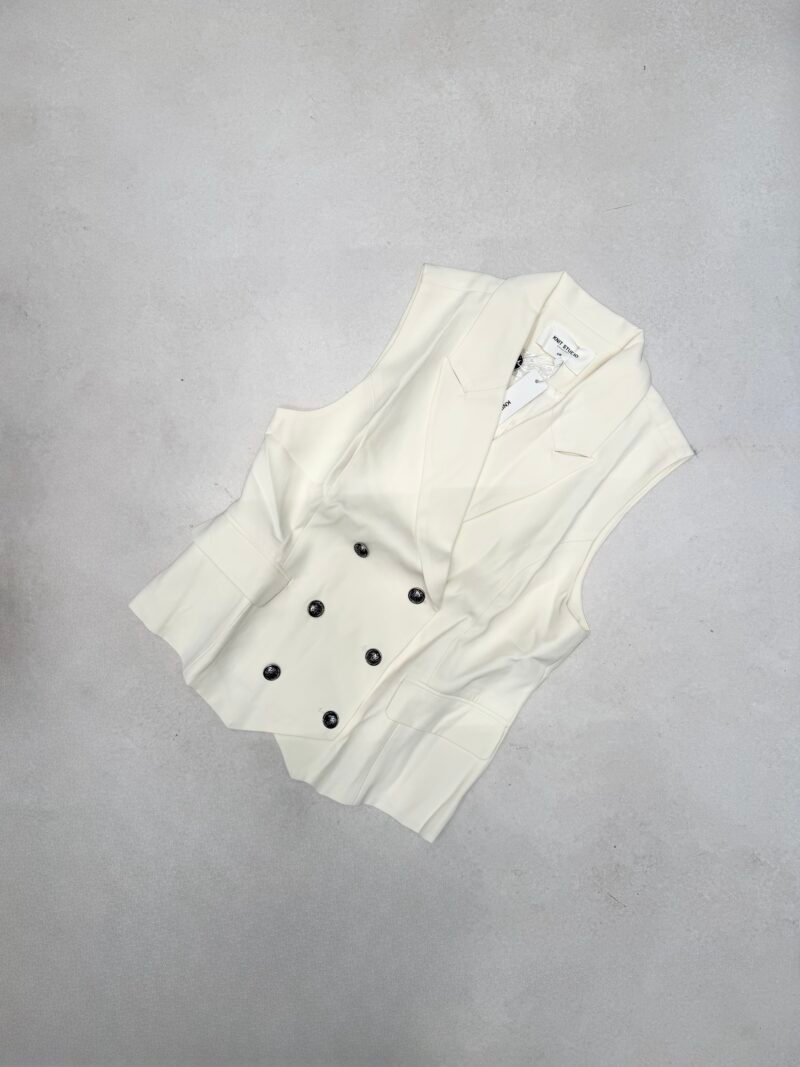 V037 - Blazer sin mangas