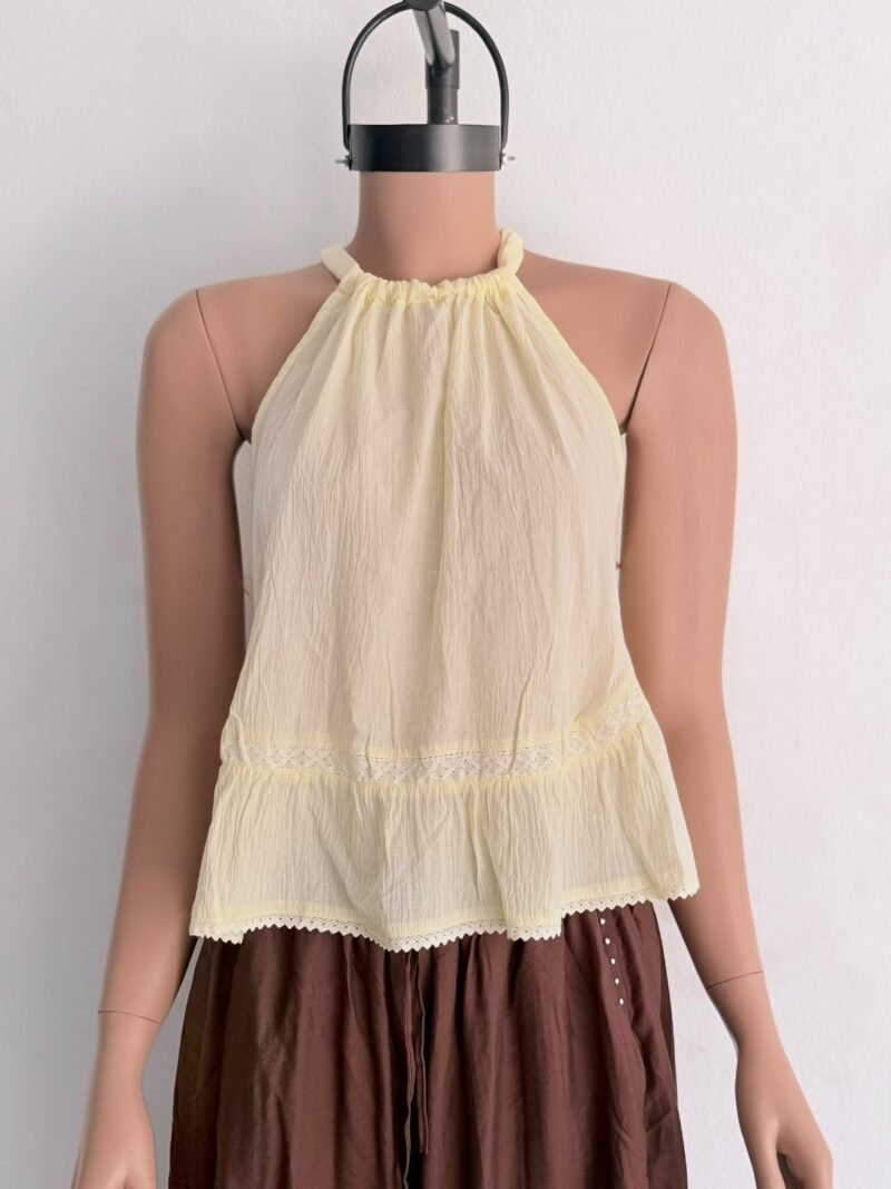 V075 - Top estilo halter con lazo