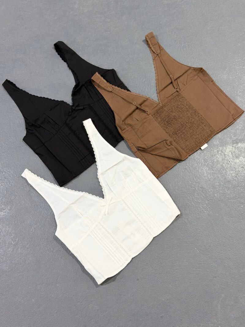 V209 - Musculosa bow c/puntillas