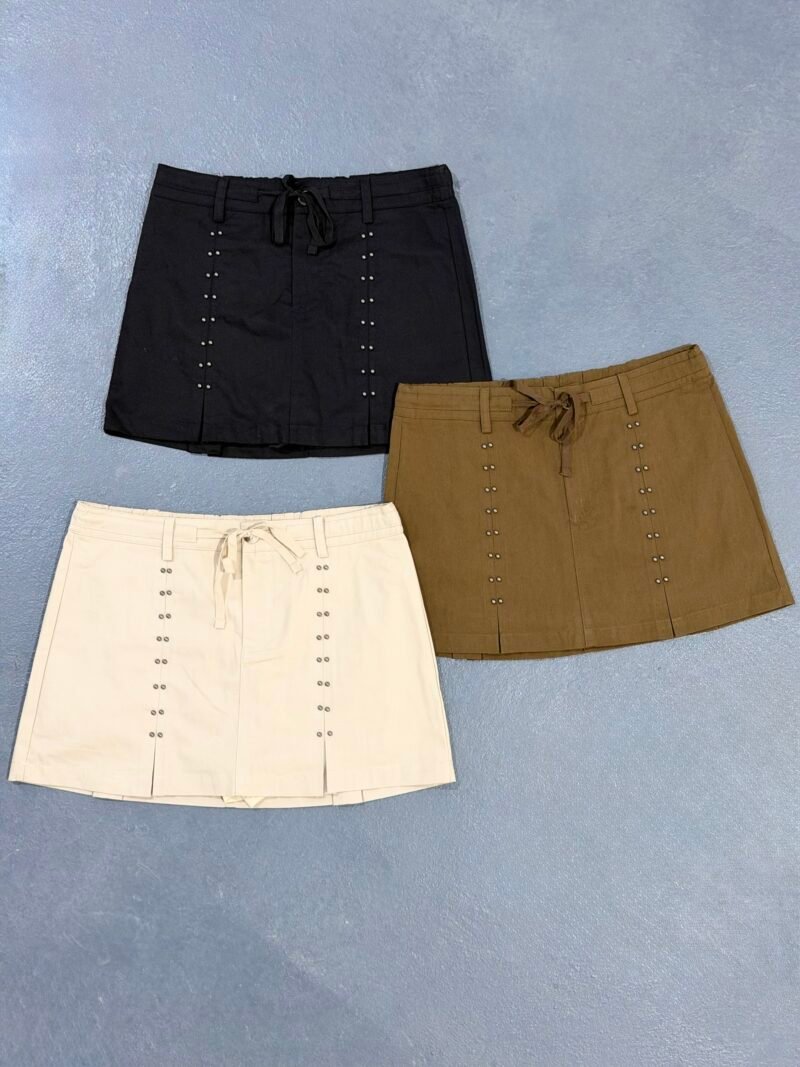 V173 - Pollera c/tachas